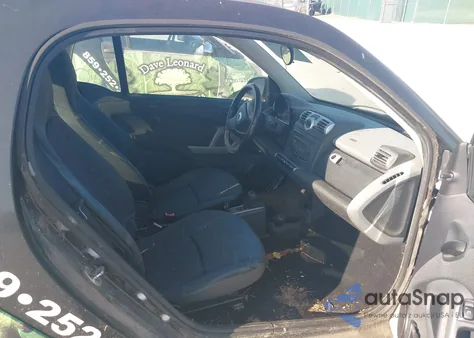 2010 Smart Fortwo Passion/Pure из США, поврежденный, VIN WMEEJ3BA7AK370931